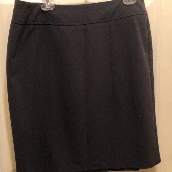 New York and company stretch skirt - Picture 2 of 4